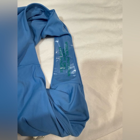 CALIA Women's Swim Triangle Strappy Back One Piece Blue Size 16 Padded New - Picture 8 of 9